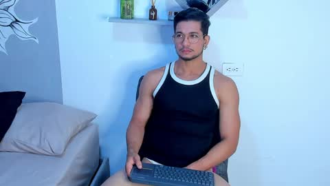 Snapshot of nolan_joness chatting on 31, 5, 2026 Im Nolan online show from 31, 5, 2026