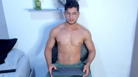 Snapshot of nolan_joness chatting on 16, 6, 2026 Im Nolan online show from 16, 6, 2026