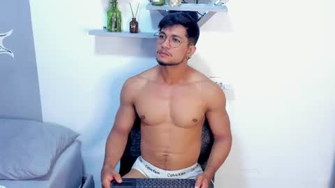 Snapshot of nolan_joness chatting on 1, 7, 2026 Im Nolan online show from 1, 7, 2026