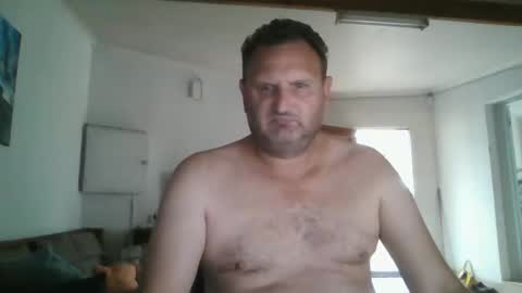 Nollie online show from 11, 1, 2025