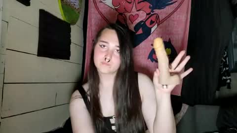 nonbinarybeauty20 online show from 15, 6, 2026