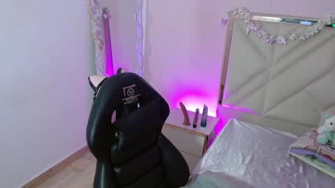 Snapshot of nooah_tay chatting on 9, 3, 2026 nooah_tay online show from 9, 3, 2026