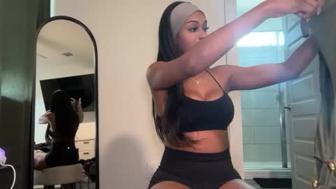 NoodsOverNudes online show from 25, 4, 2026