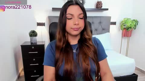 Snapshot of nora22xx chatting on 24, 1, 2025 Nora online show from 24, 1, 2025