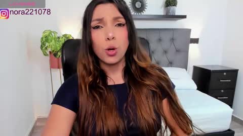 Snapshot of nora22xx chatting on 8, 2, 2025 Nora online show from 8, 2, 2025