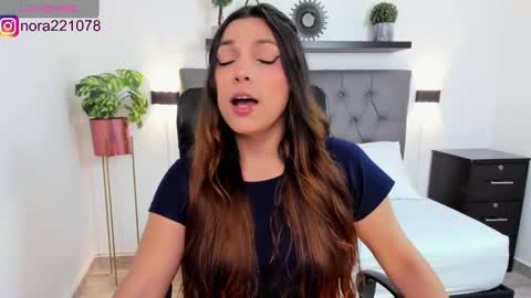 Snapshot of nora22xx chatting on 14, 2, 2025 Nora online show from 14, 2, 2025