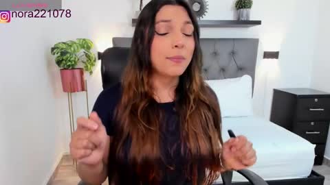 Snapshot of nora22xx chatting on 18, 2, 2025 Nora online show from 18, 2, 2025