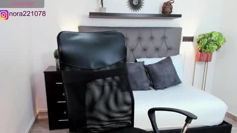 Snapshot of nora22xx chatting on 24, 2, 2025 Nora online show from 24, 2, 2025