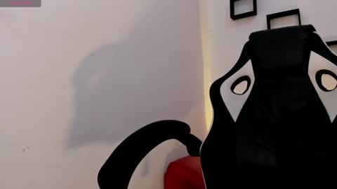 Snapshot of nora22xx chatting on 11, 9, 2025 Nora online show from 11, 9, 2025