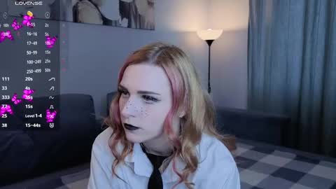 Elina online show from 31, 10, 2025