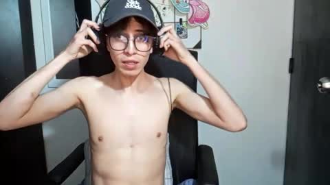 Snapshot of norehg__ chatting on 19, 9, 2025 Norehg online show from 19, 9, 2025