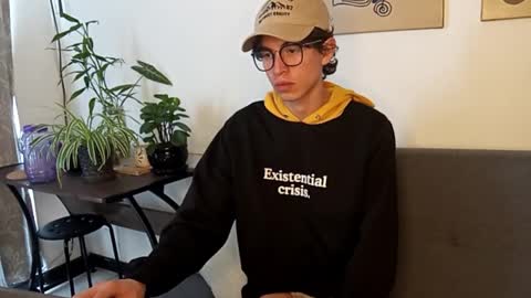 Snapshot of norehg__ chatting on 12, 10, 2025 Norehg online show from 12, 10, 2025