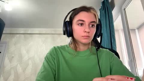 Elena online show from 27, 2, 2026