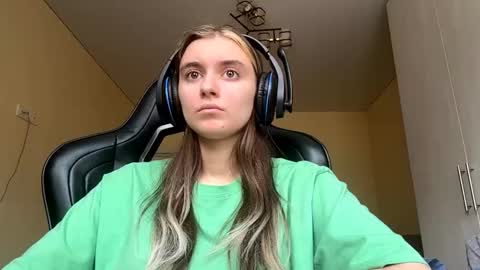 Elena online show from 19, 3, 2026