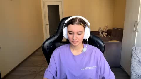 Elena online show from 29, 4, 2026