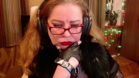 miss Tress online show from 29, 10, 2025