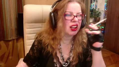 miss Tress online show from 19, 11, 2025