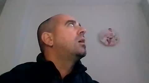 Snapshot of normalito42 chatting on 4, 2, 2026 NORMALITO online show from 4, 2, 2026