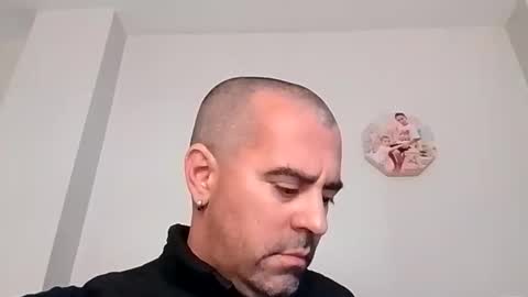 Snapshot of normalito42 chatting on 9, 3, 2026 NORMALITO online show from 9, 3, 2026