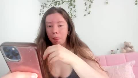 Emily snow online show from 30, 4, 2026