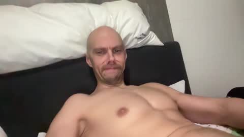 north_guy799643 online show from 7, 1, 2026