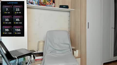 Snapshot of north_stallion chatting on 4, 12, 2025 North stallions online show from 4, 12, 2025