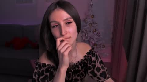 Hazel online show from 15, 1, 2025