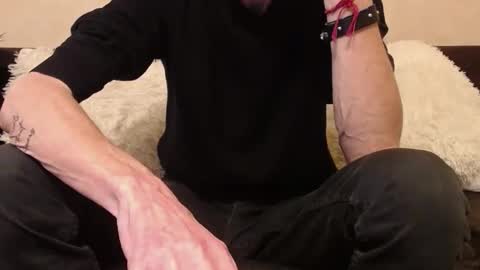 nosaintswhitoutsinners online show from 1, 1, 2025