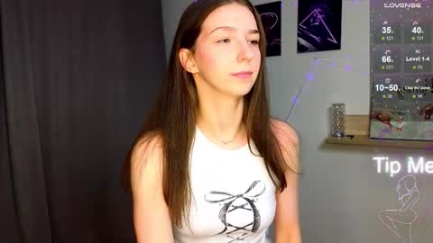 Hello My name is Helene NTMU  Finger up if u like what u see online show from 18, 10, 2025