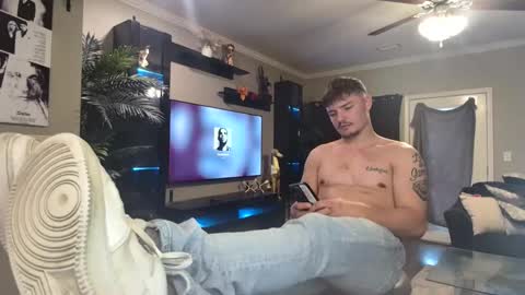 Riley online show from 25, 10, 2025