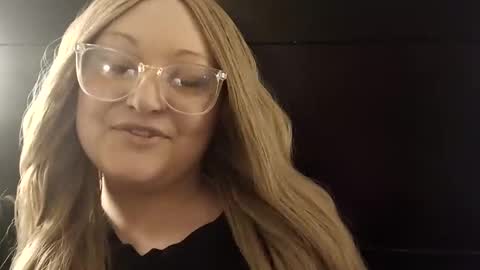 Snapshot of notouchmami chatting on 12, 9, 2025 notouchmami online show from 12, 9, 2025