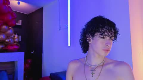 Snapshot of nova_salvadore chatting on 10, 2, 2026 Nova Salvatore online show from 10, 2, 2026