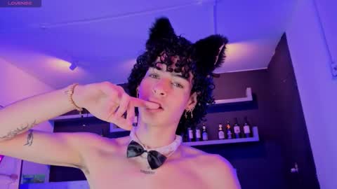 Snapshot of nova_salvadore chatting on 17, 2, 2026 Nova Salvatore online show from 17, 2, 2026