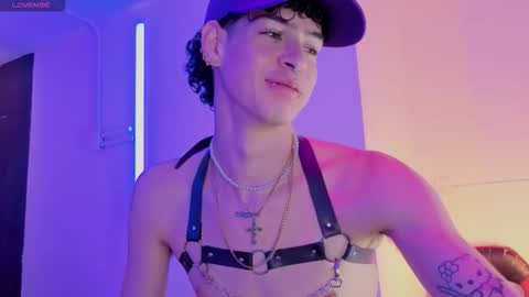 Snapshot of nova_salvadore chatting on 26, 2, 2026 Nova Salvatore online show from 26, 2, 2026