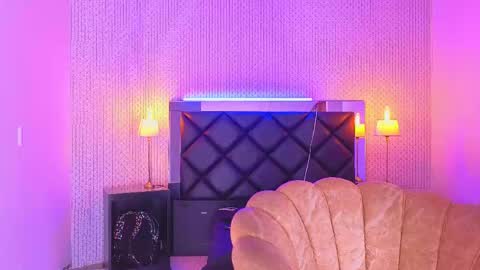 Nova Salvatore online show from 2, 5, 2026