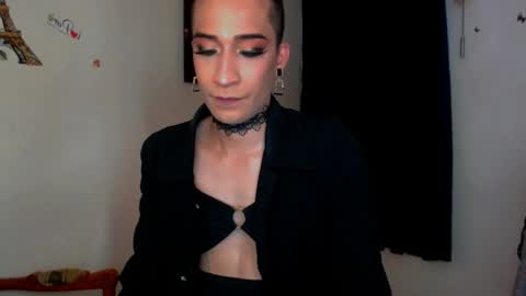 Snapshot of novanyx11 chatting on 18, 9, 2025 Nova... online show from 18, 9, 2025