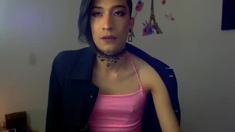 Snapshot of novanyx11 chatting on 4, 10, 2025 Nova... online show from 4, 10, 2025