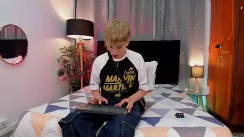 NovayBrian online show from 9, 1, 2025