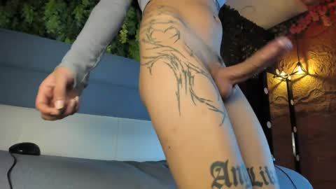 Snapshot of novi_rosse chatting on 19, 11, 2025 Novi online show from 19, 11, 2025