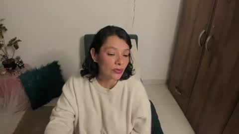Snapshot of nuit_rose chatting on 28, 6, 2026 nuit_rose online show from 28, 6, 2026