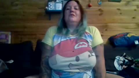 Snapshot of nutmegmatee chatting on 30, 10, 2025 nutmegmatee online show from 30, 10, 2025