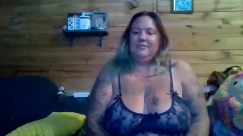 nutmegmatee online show from 20, 11, 2025