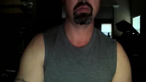 nvrenuff1979 online show from 3, 2, 2026