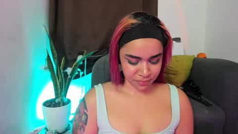 Nia online show from 9, 11, 2025