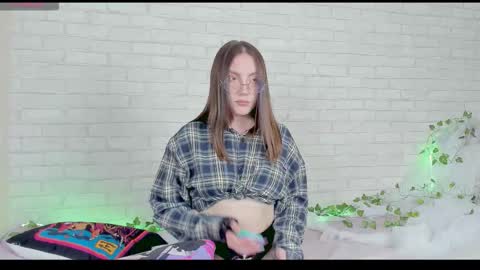 Snapshot of nymphalean chatting on 11, 10, 2025 Kat online show from 11, 10, 2025