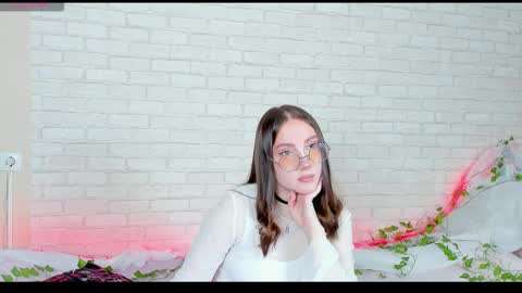 Snapshot of nymphalean chatting on 11, 11, 2025 Kat online show from 11, 11, 2025