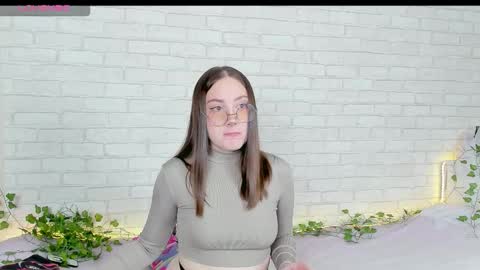 Snapshot of nymphalean chatting on 3, 12, 2025 Kat online show from 3, 12, 2025