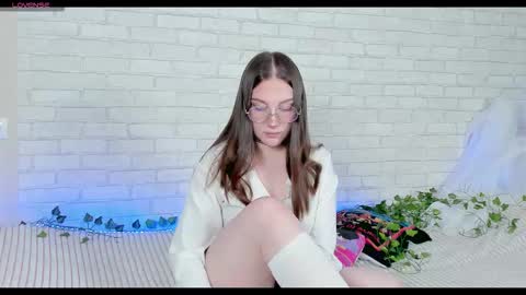 Snapshot of nymphalean chatting on 4, 2, 2026 Kat online show from 4, 2, 2026