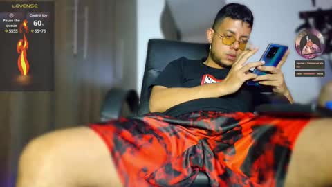 Snapshot of nymphobuddies chatting on 20, 2, 2025 David and Steven Independents online show from 20, 2, 2025