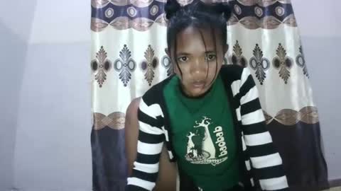 Snapshot of nympholinha chatting on 2, 3, 2025 nympholinha online show from 2, 3, 2025